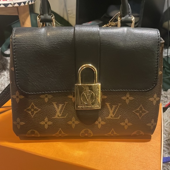 Authentic Louis Vuitton locky BB - Picture 2 of 8
